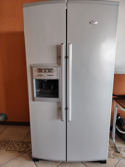 Хладилник Whirlpool тип американски