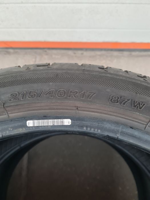 Летни гуми 2 броя BRIDGESTONE Potenza S001 215 40 R17 дот 3314