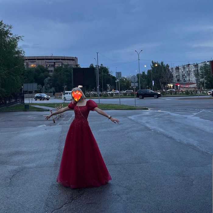 Платье вечернее длинное