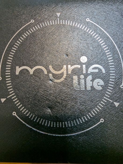Vând doua smartwatch-uri Myria