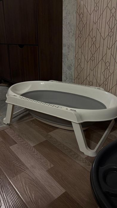 Продам ванночку для купания детей