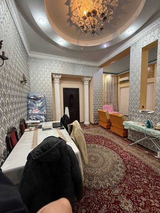 СРОЧНО метро Космонавтов 3х-комнатная 80м2