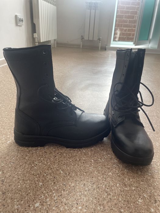 Продам берцы новые