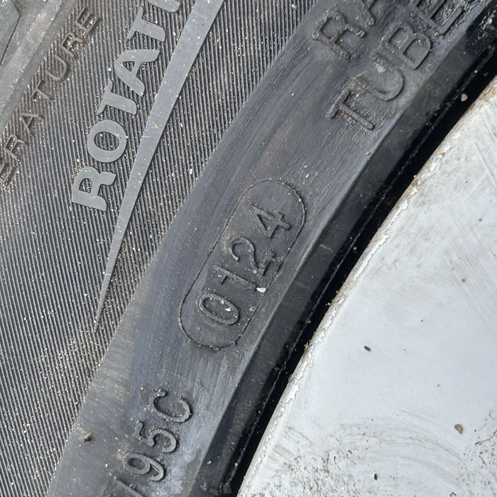 4x108 / 195/55/16 Ford Гуми с джанти