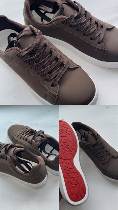 Женские кроссовки