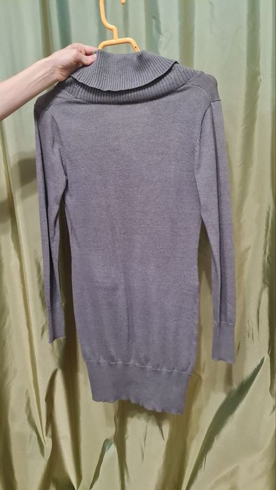 Шерстяное платье