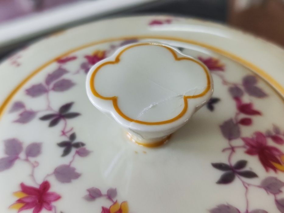 Порцеланов чайник Königl pr. Tettau