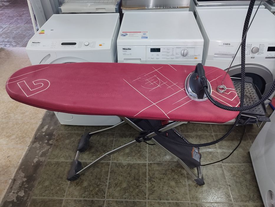 Гладачна маса с парогенератор LauraStar 728