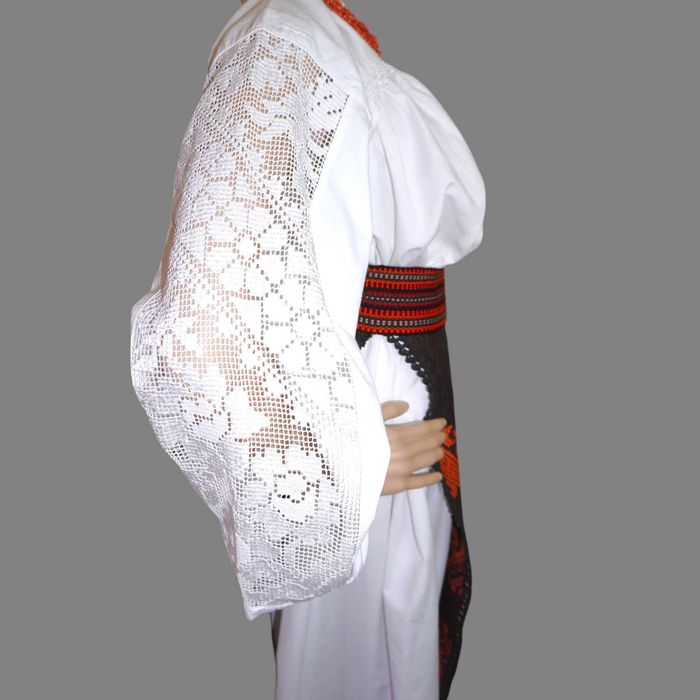 Costum popular vechi din Banat , port popular autentic vechi