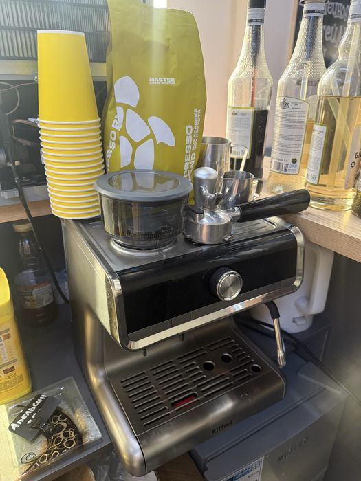 Кофе машина или кофеварка очень удобная