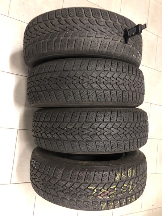 2бр. Зимни гуми 195/65/15 Dunlop