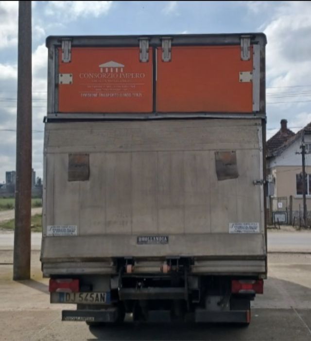 Транспорт с бус Ивеко с падащ борд – Премествания и доставки София