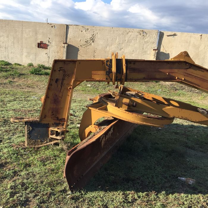 Автоорейдер на запчасти.