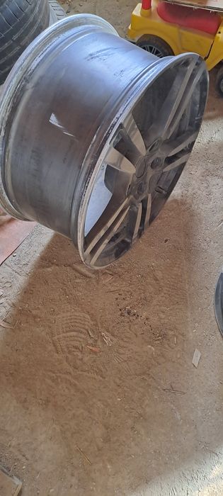 Диски Р 20 на порше и вмв 8 штук