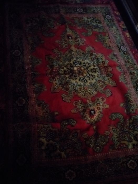 Продам ковры 5шт