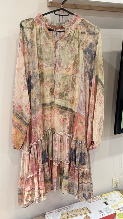 Официална рокля