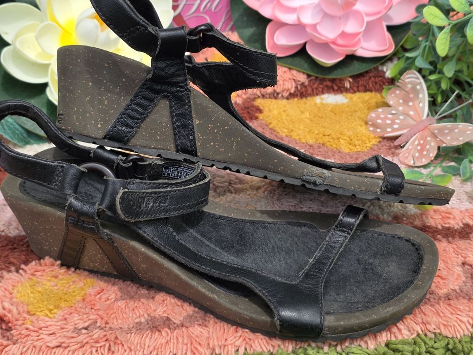Teva сандали на платформа N39