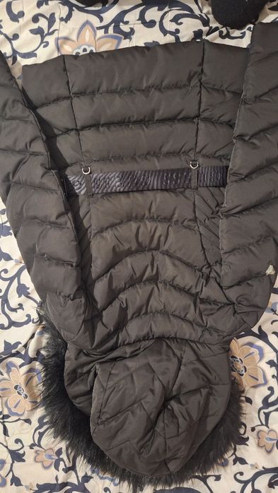 Guess страхотно яке !