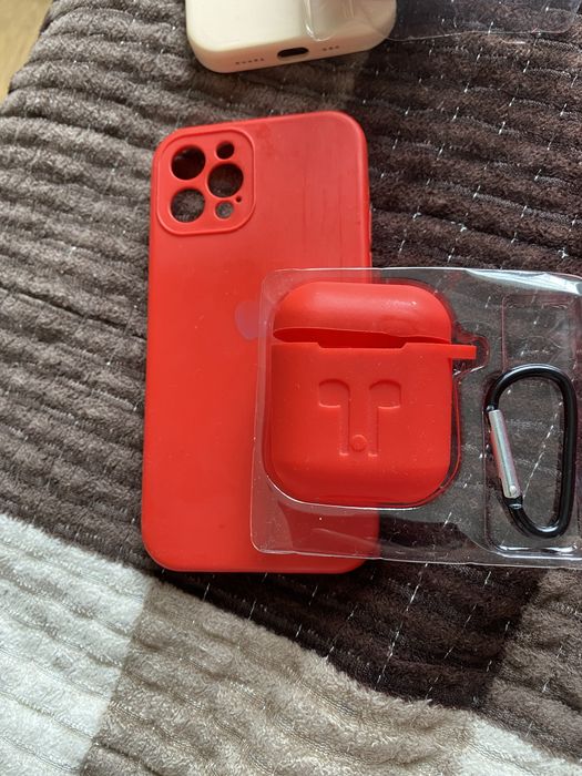 Б/У Чехлы для AirPods 2, Iphone 12 pro