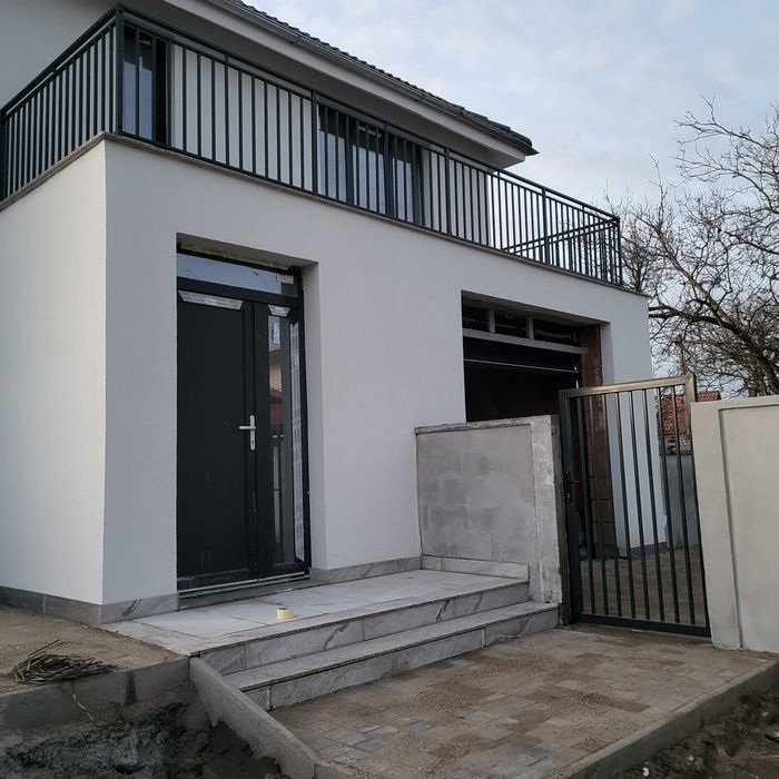 Casa proprie de vanzare