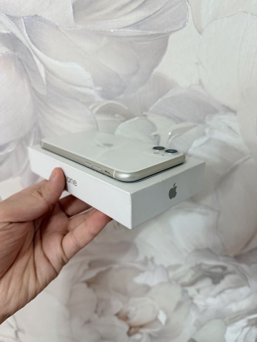 IPhone 11/128Gb - В идеальном состоянии