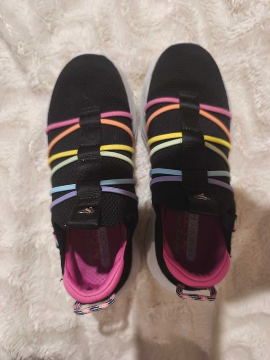 Skechers маратонки