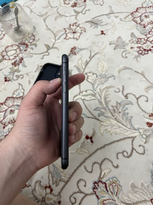 Продается Айфон 11