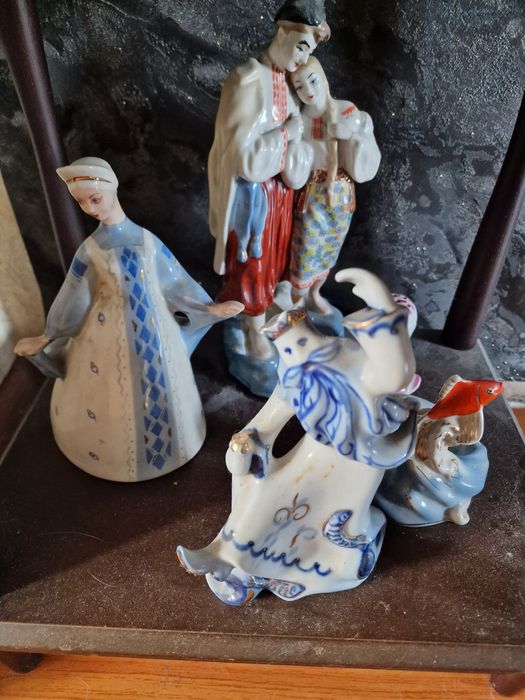 Статуэтки фарфор