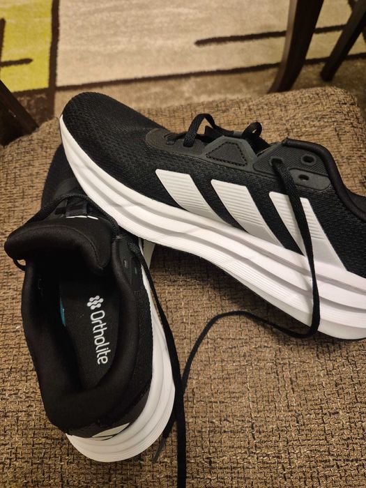Продавам Маратонки Adidas 38 2/3 и 40 номер