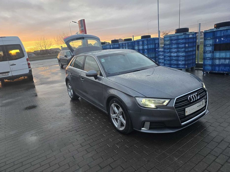 Dezmembrari Dezmembrez Audi A3 Sportback Facelift 2.0 tdi cod motor CRL