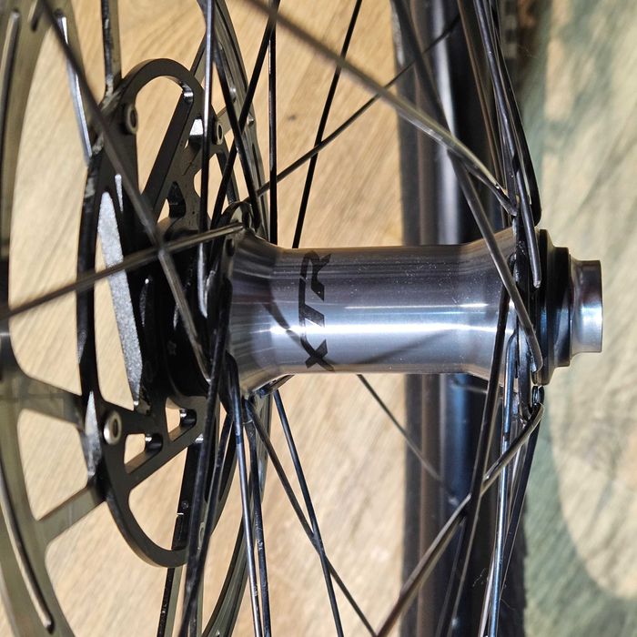 Карбонови Капли BlackPeak 27.5" / Shimano XTR с Гуми Schwalbe и Ротори