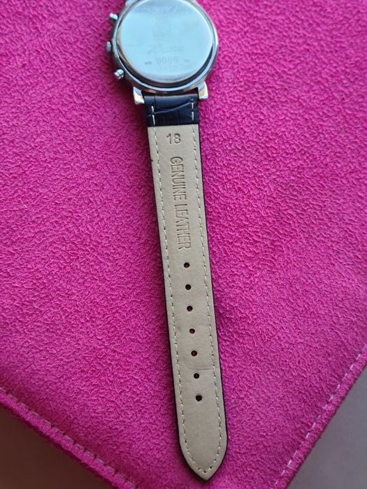 Серебряные часы "Ника"