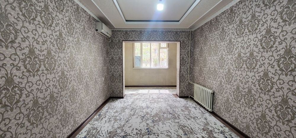 Юнусабад -18 2х комнатная квартира ПУСТАЯ