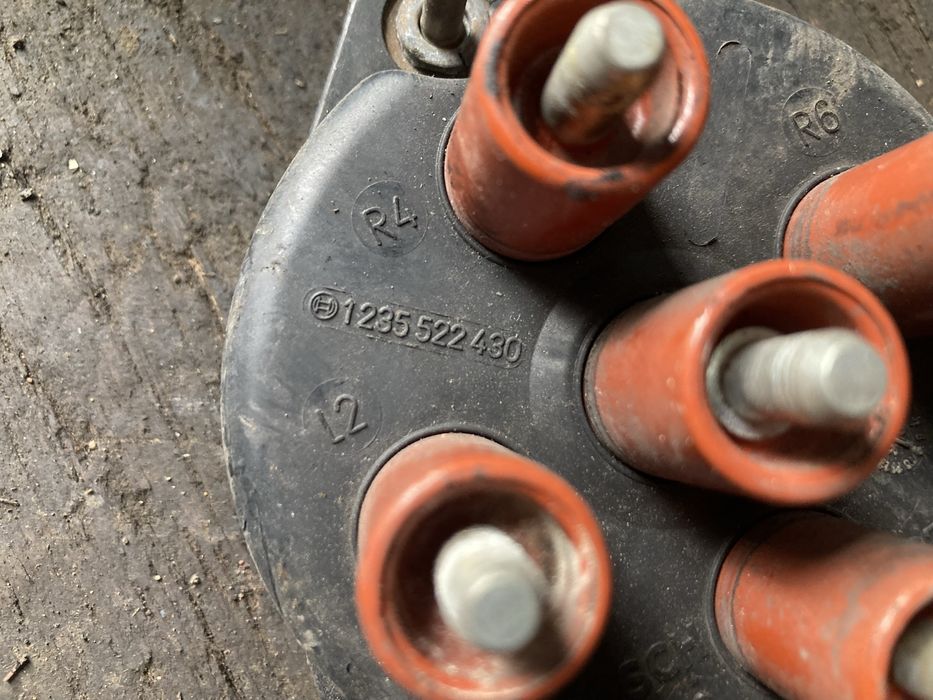 Крышка трамблера Мерседес / Mercedes