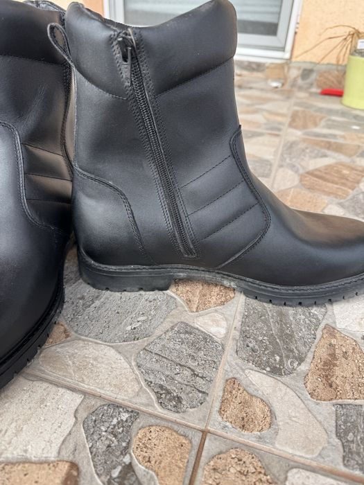 Зимни обувки.