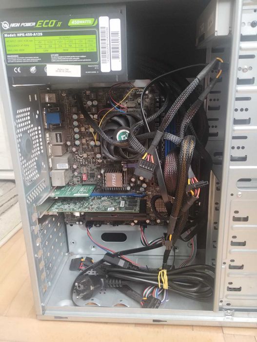 Pachet - Laptop HP + Desktop PC + Monitor