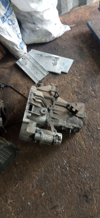 КПП на ВАЗ 2115 в хорошем состояний перебратая