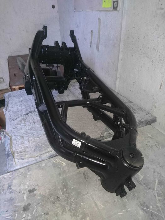 un SV650S din prima generatie - 1999