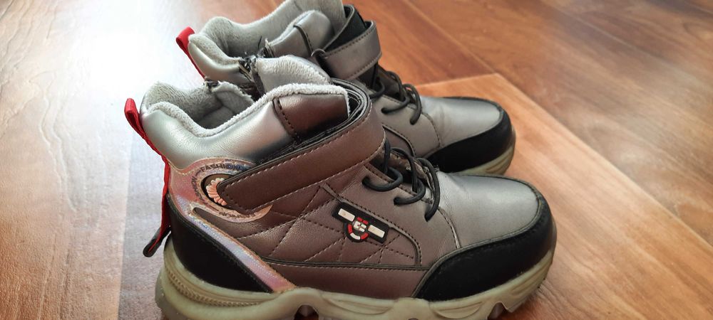 Ботинки для девочки