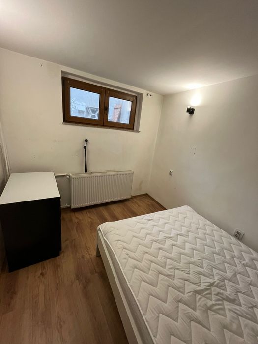 Închiriez Casa la curte Proprietar central Popa Nan