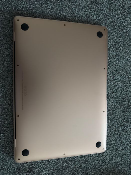 Macbook Air Retina 2019 13inch I5 8GB RAM