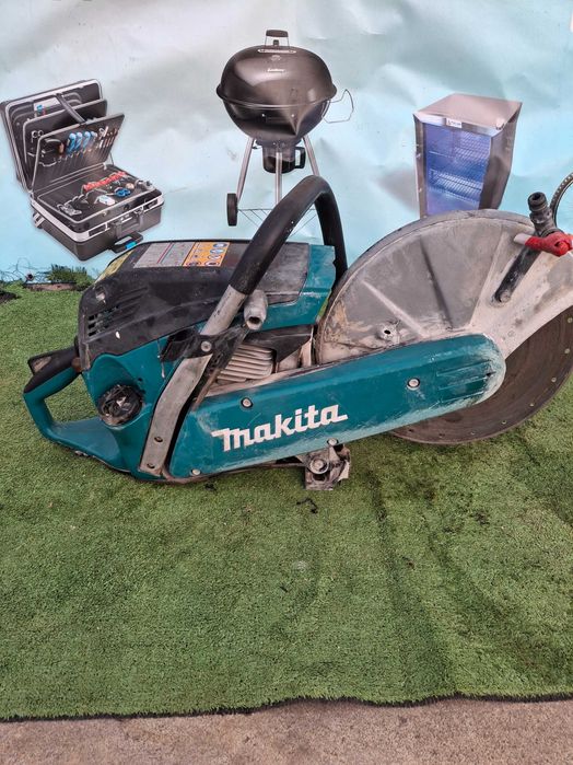 Бензинов Фугорез Makita EK 6100