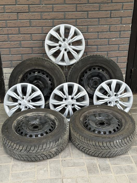 Зимние шины NEXEN 185/65/R15 - комплект 4 шт. на штампах с колпаками