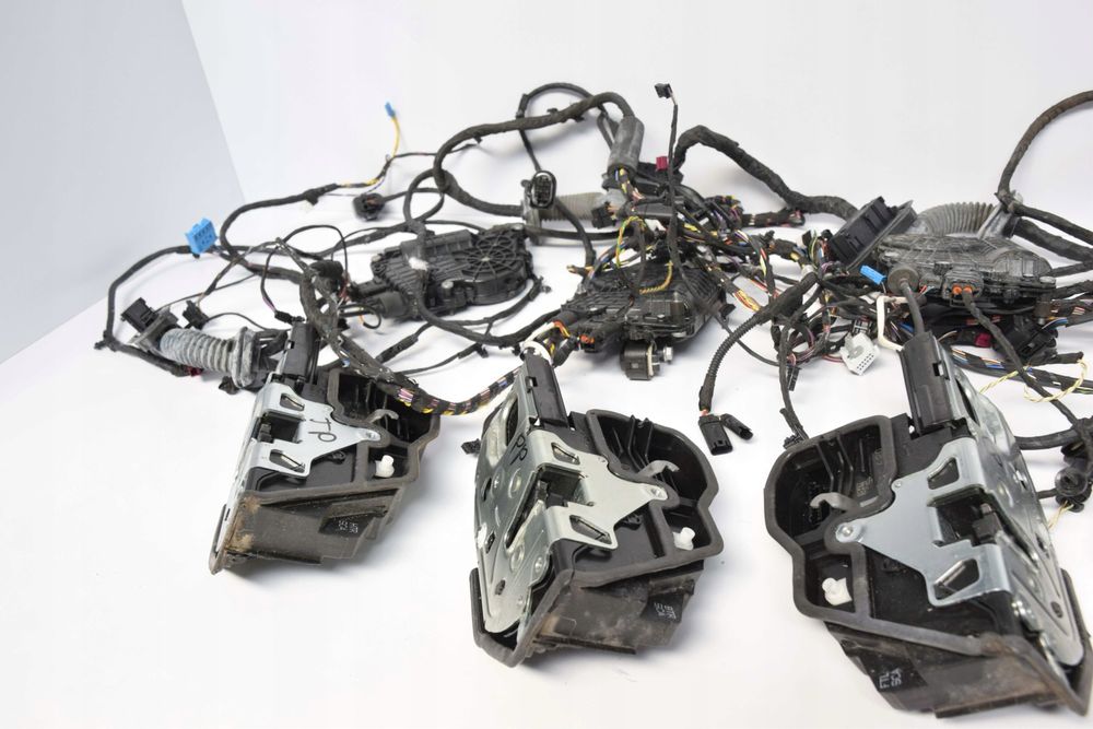 BMW F01 F02 f10 f11 брави Софт Клоус