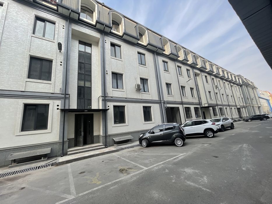 дуплекс 115 кв евро ремонт срочно сотилвоти замона туйхона 3 та хона