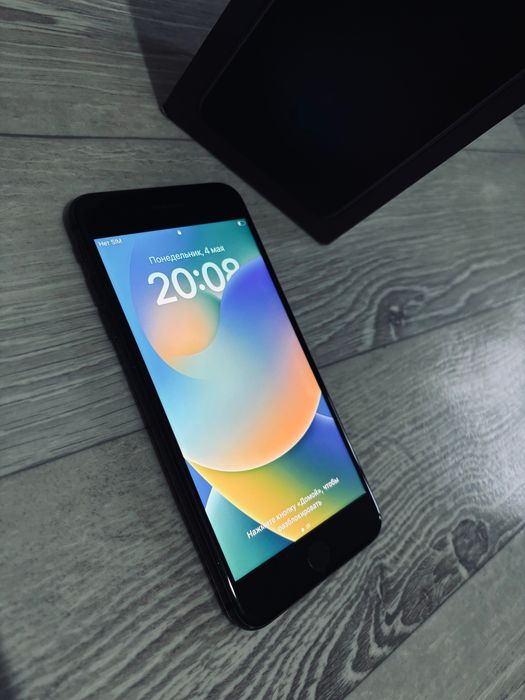 iPhone 8 Plus 64GB