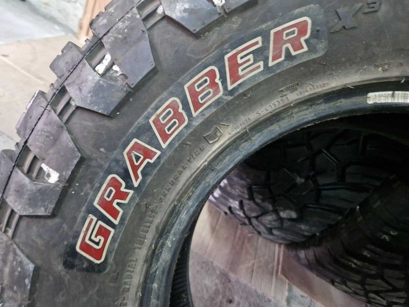 4 GENERAL R18 255/70 
летни гуми DOT3018