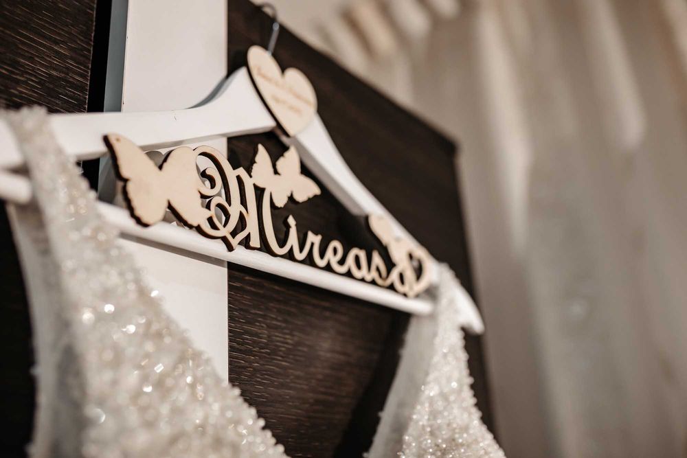 Vând rochie de mireasă cu,corset relgabil S/M