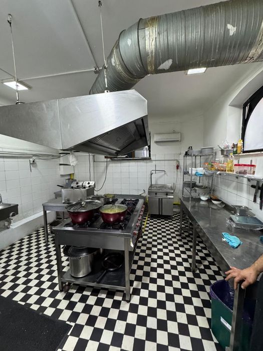 Cedez afacere restaurant zona Cismigiu