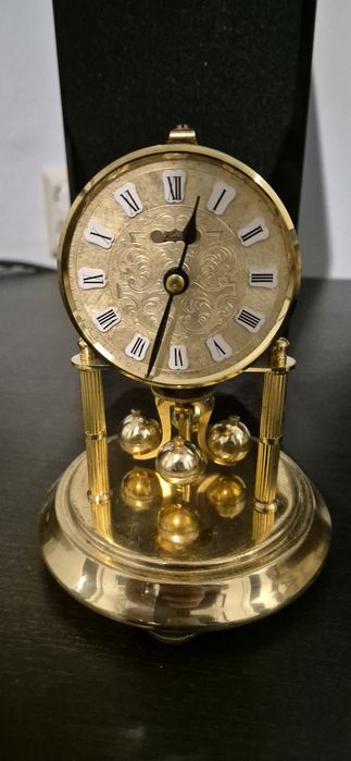 Ceasuri cu fir de torsiune